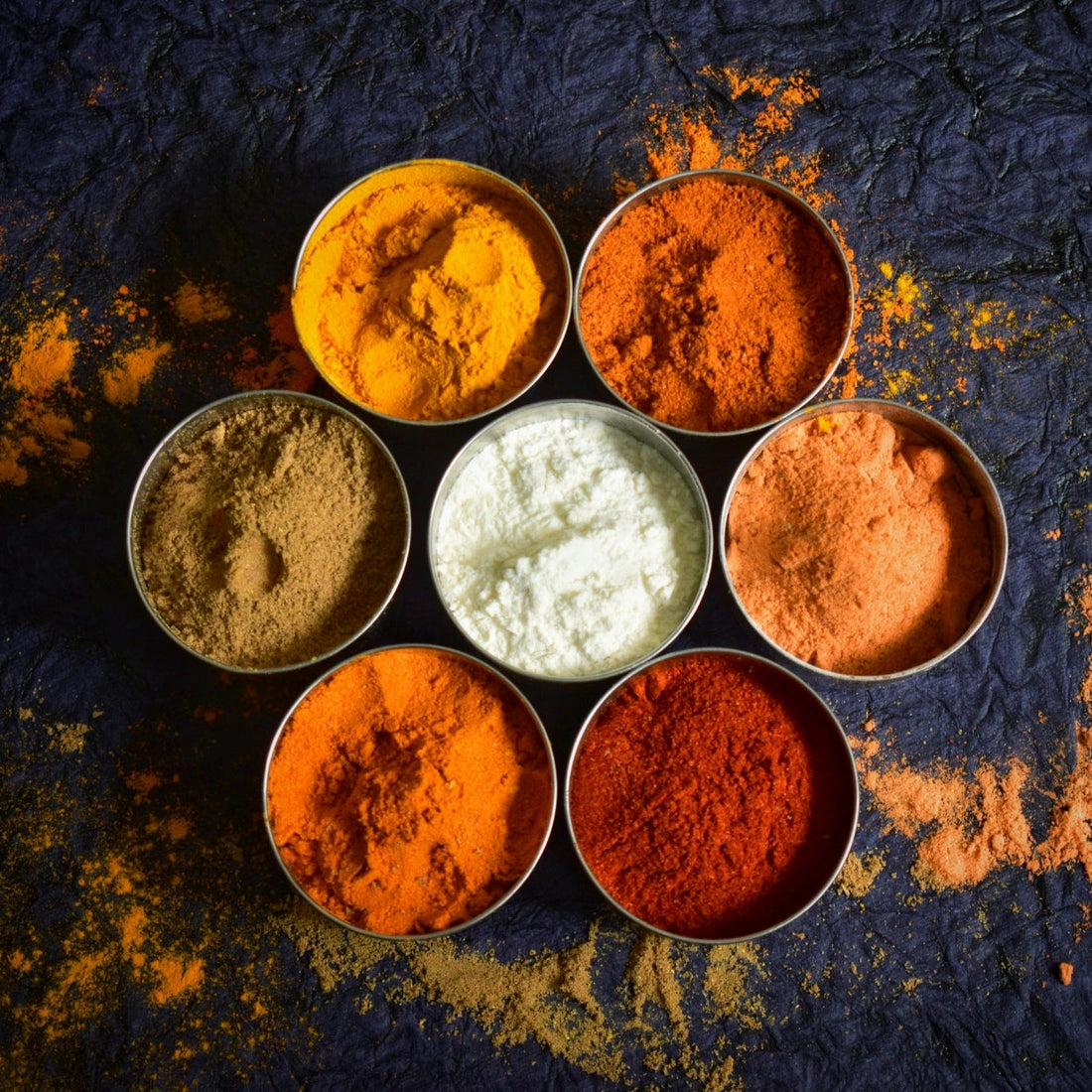 Micas éthiques et argiles naturelles : d'où viennent les couleurs de nos soins