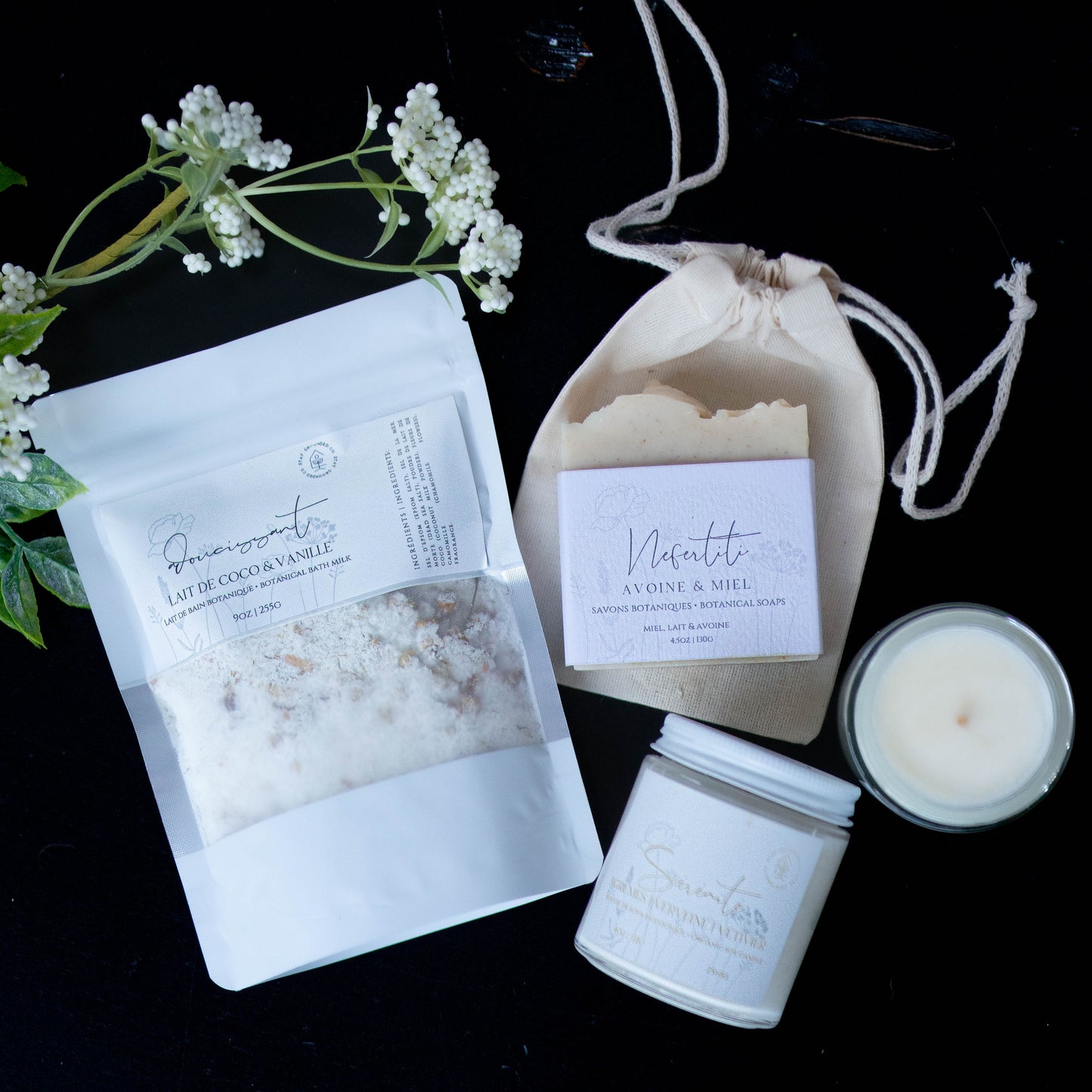 Offrez un coffret cadeau comprenant un savon, un baume à lèvres et une pochette — Vue 2.