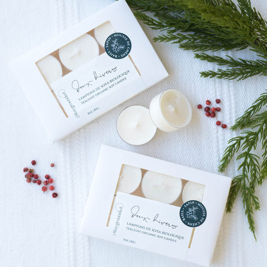 Lampions en cire de soya biologique parfumés au sapin sibérien, cèdre et baies sucrées, fabriqués à la main au Québec par staygroundedco.